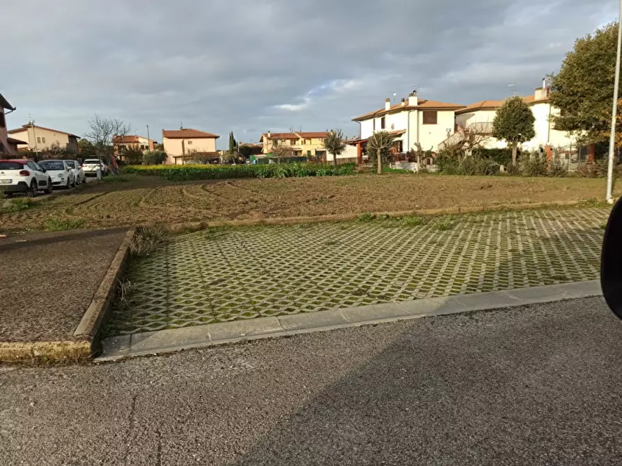 Immagine 2 di Terreno in vendita  in località Soccorso a Castiglione Del Lago