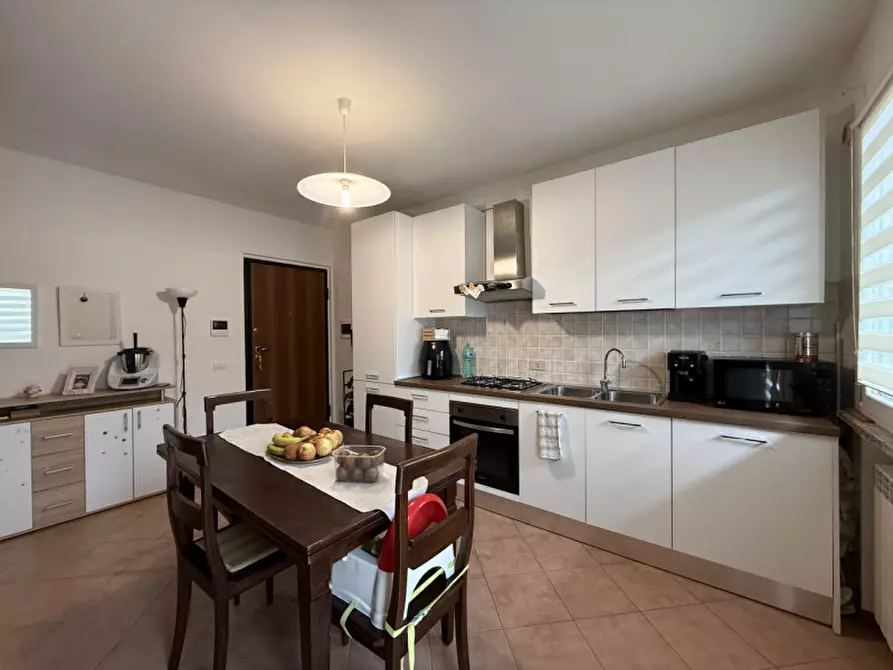 Immagine 2 di Appartamento in affitto  in via Miglio 5 a Lavagno