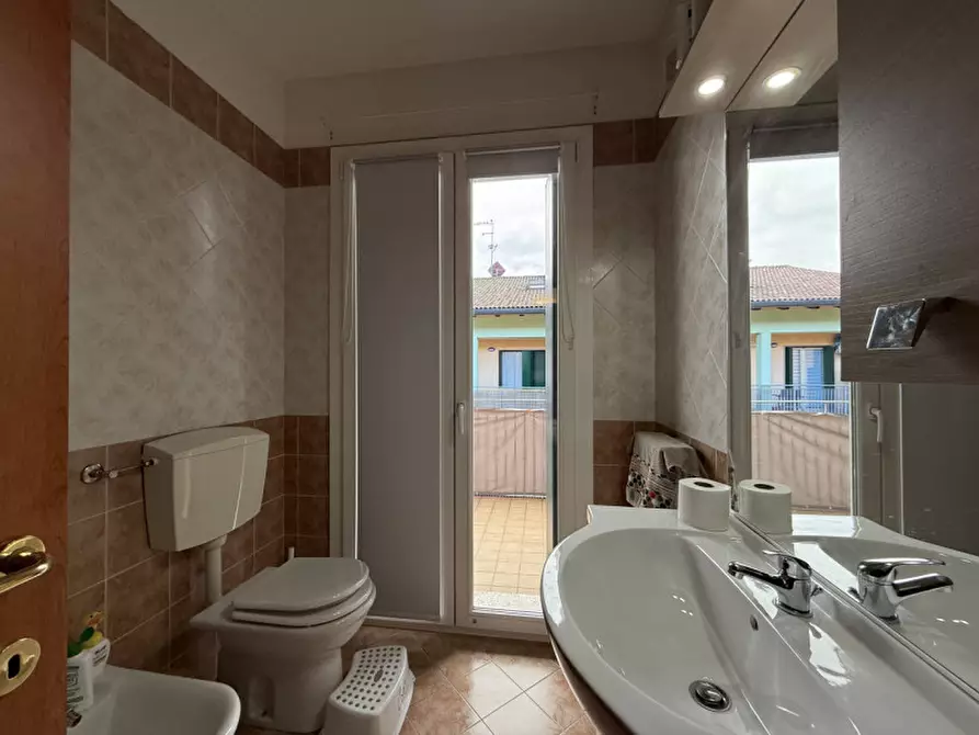 Immagine 9 di Appartamento in affitto  in via Miglio 5 a Lavagno