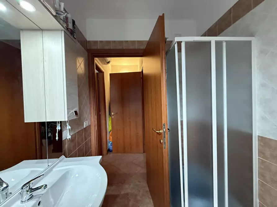 Immagine 10 di Appartamento in affitto  in via Miglio 5 a Lavagno