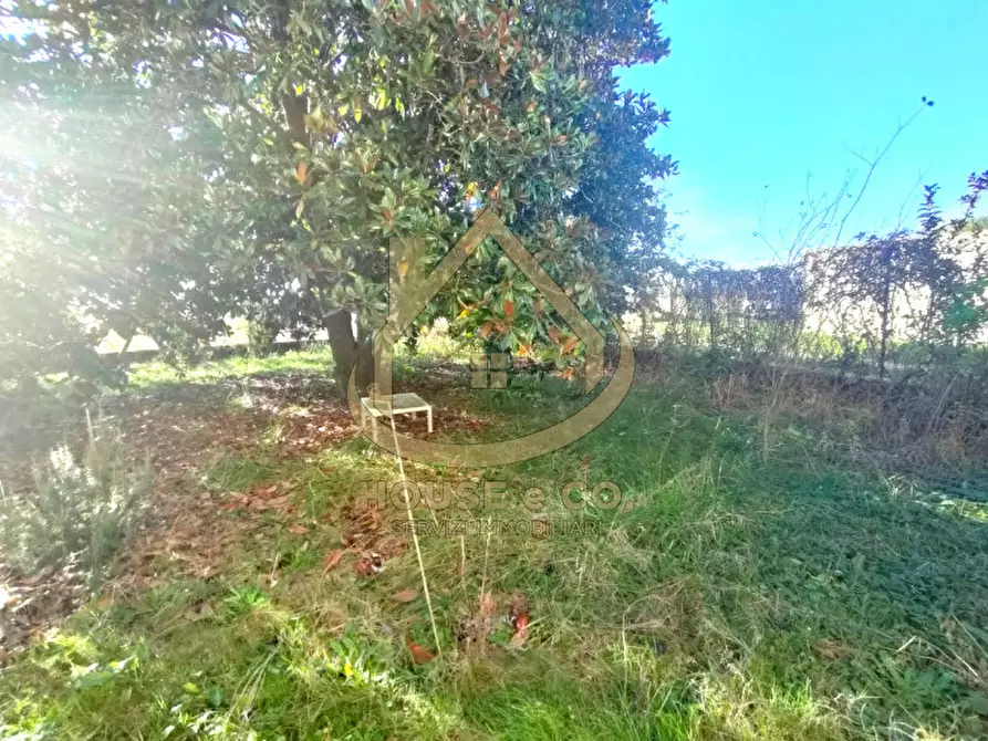 Immagine 42 di Villa in vendita  in Via Sanzio a Mortara