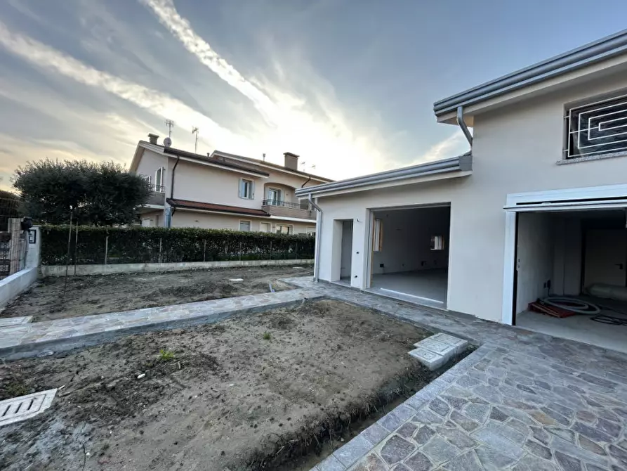 Immagine 5 di Casa bifamiliare in vendita  in Via Carlo Alberto dalla chiesa a Mestrino