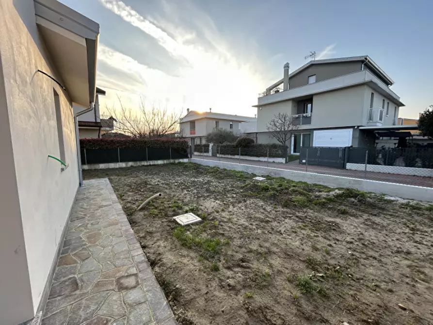 Immagine 6 di Casa bifamiliare in vendita  in Via Carlo Alberto dalla chiesa a Mestrino