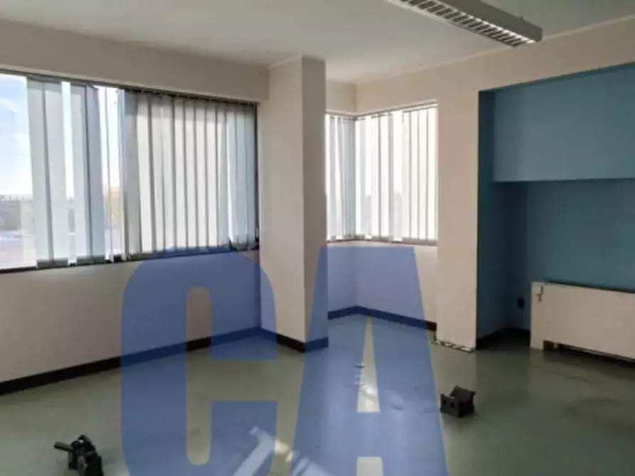 Immagine 8 di Palazzo in vendita  in VIA MONZA a Pioltello