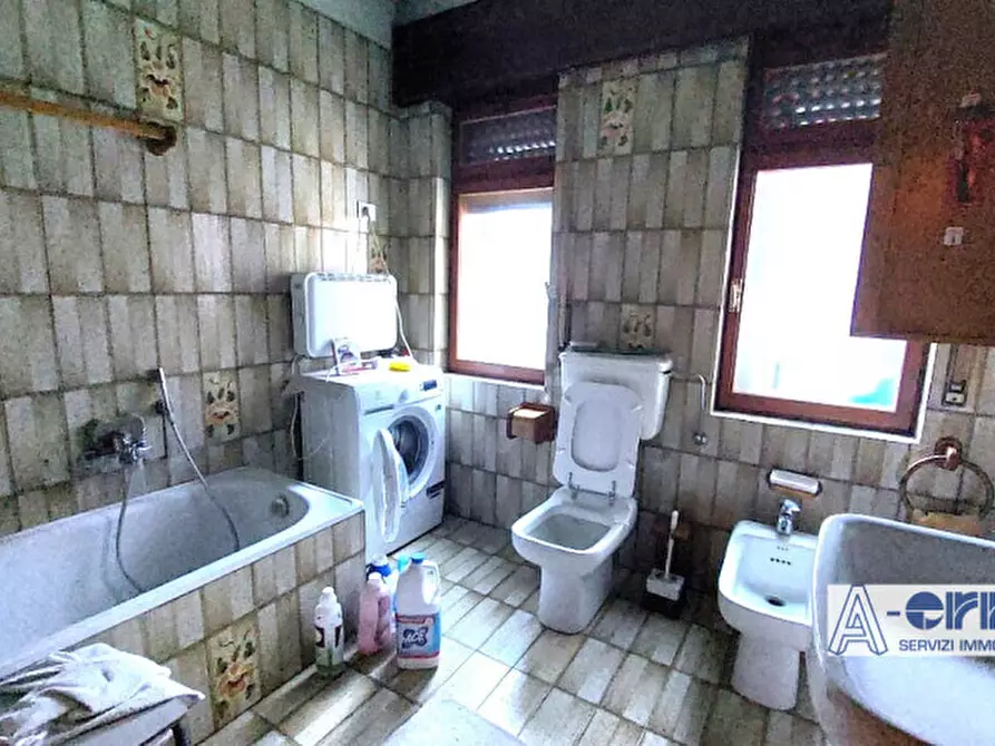 Immagine 13 di Casa indipendente in vendita  a Valbrenta