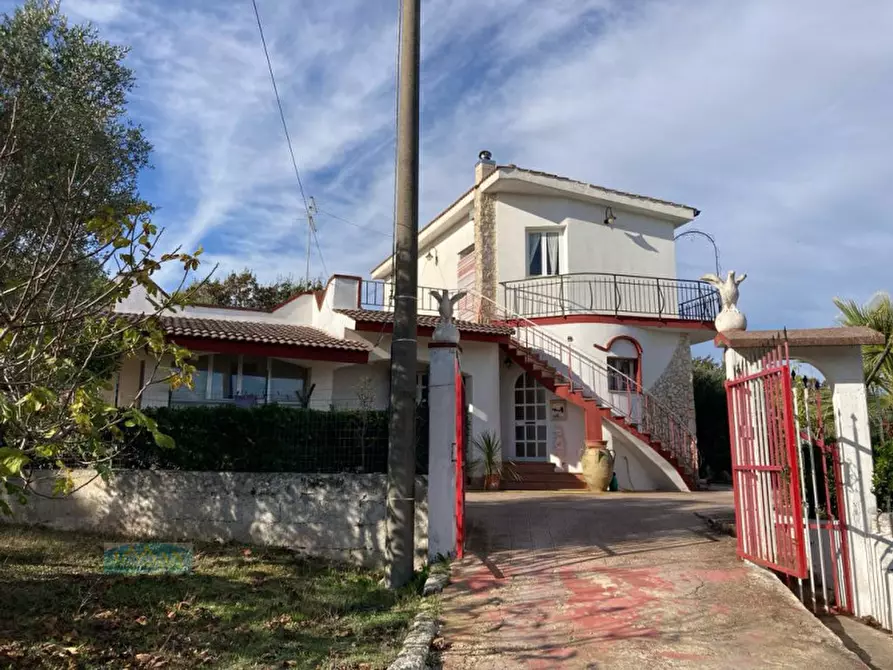 Immagine 1 di Villa in vendita  in Contrada Marangi Monteallegro a Ceglie Messapico
