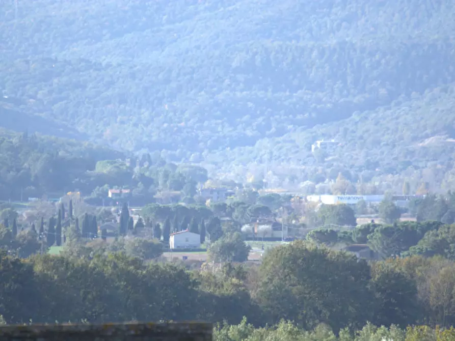 Immagine 22 di Terreno in vendita  a Corciano