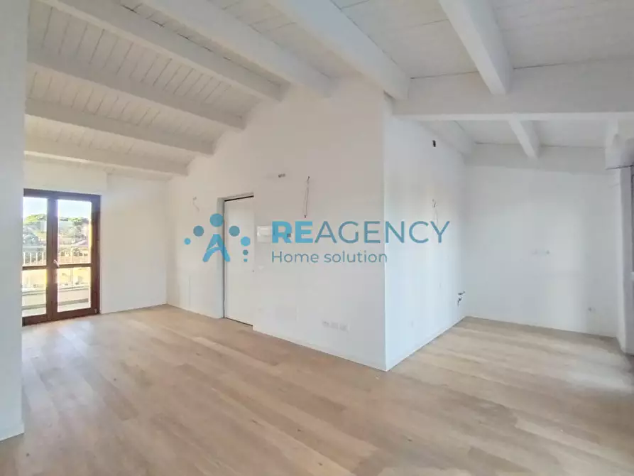 Immagine 1 di Appartamento in vendita  in Perugia, via Adriatica 35 a Perugia