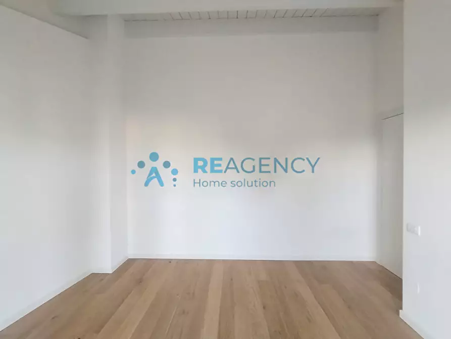 Immagine 35 di Attico in vendita  in Perugia, via Adriatica 35 a Perugia