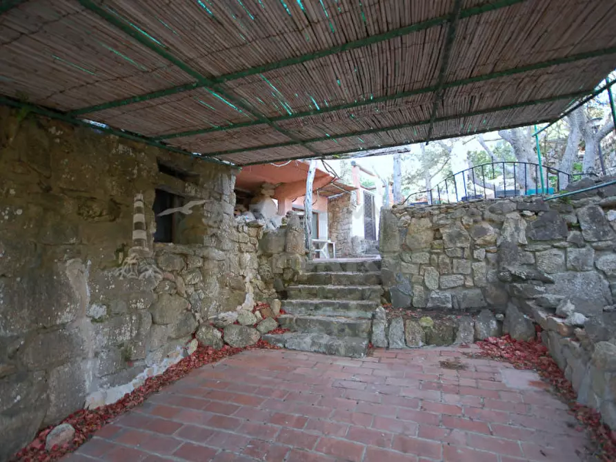 Immagine 33 di Villa in vendita  in Suareddu a La Maddalena