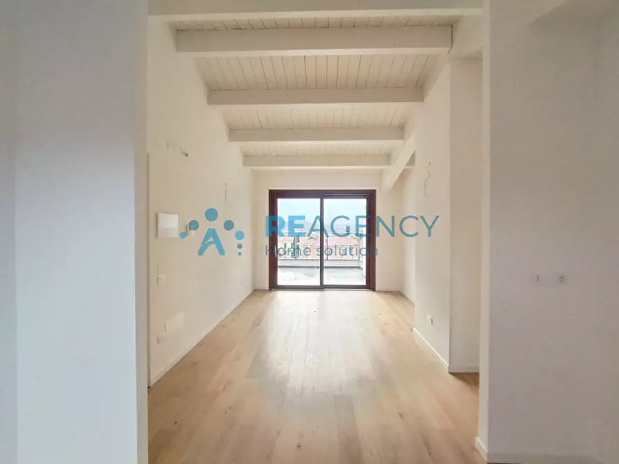 Immagine 5 di Attico in vendita  in Perugia, via Adriatica 35 a Perugia