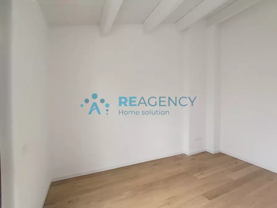 Immagine 32 di Attico in vendita  in Perugia, via Adriatica 35 a Perugia