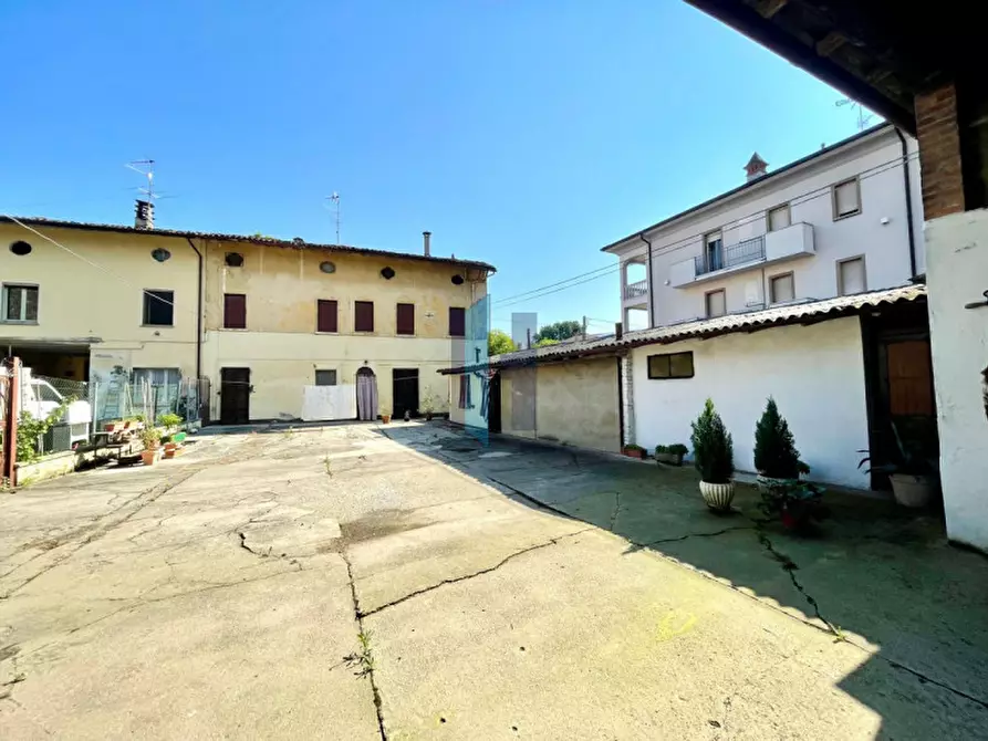 Immagine 4 di Rustico / casale in vendita  in Via Chiesa 20 a Alfianello