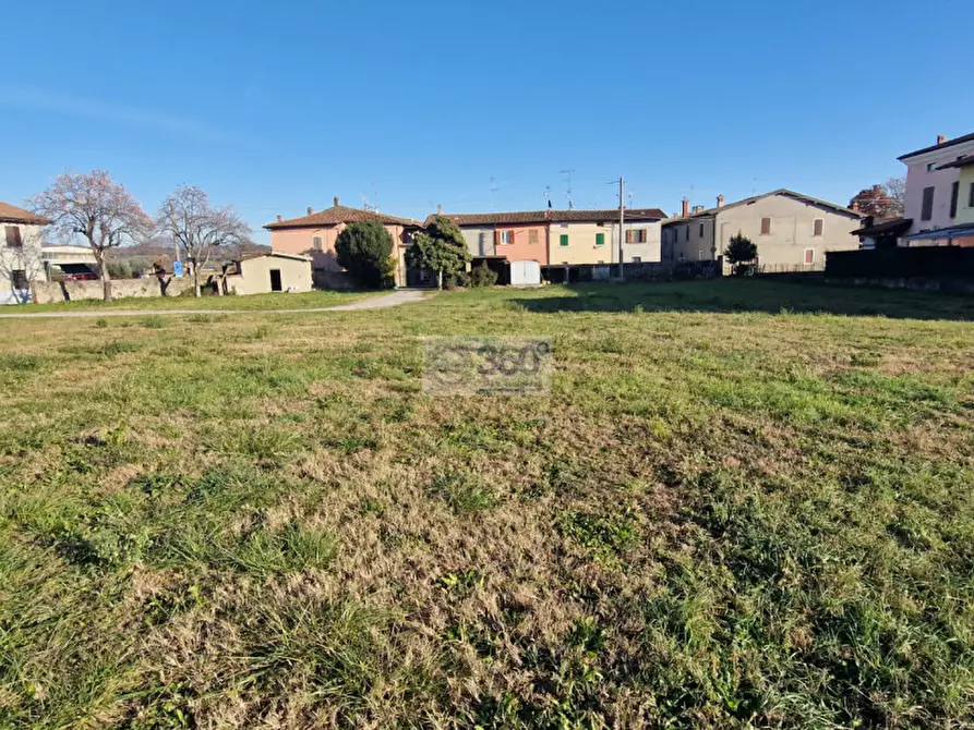 Immagine 2 di Terreno in vendita  in via risorgimento a Corte Franca