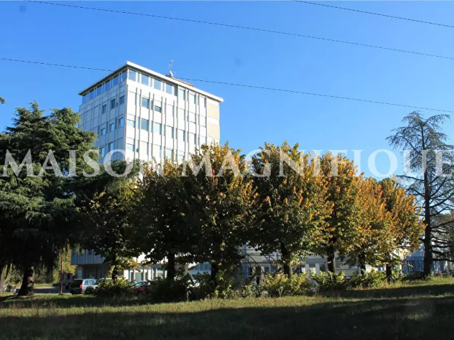 Immagine 2 di Palazzo in vendita  in Via Larga 33 a Bologna