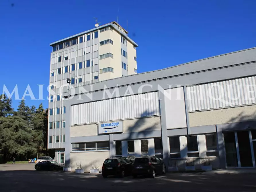 Immagine 15 di Palazzo in vendita  in Via Larga 33 a Bologna