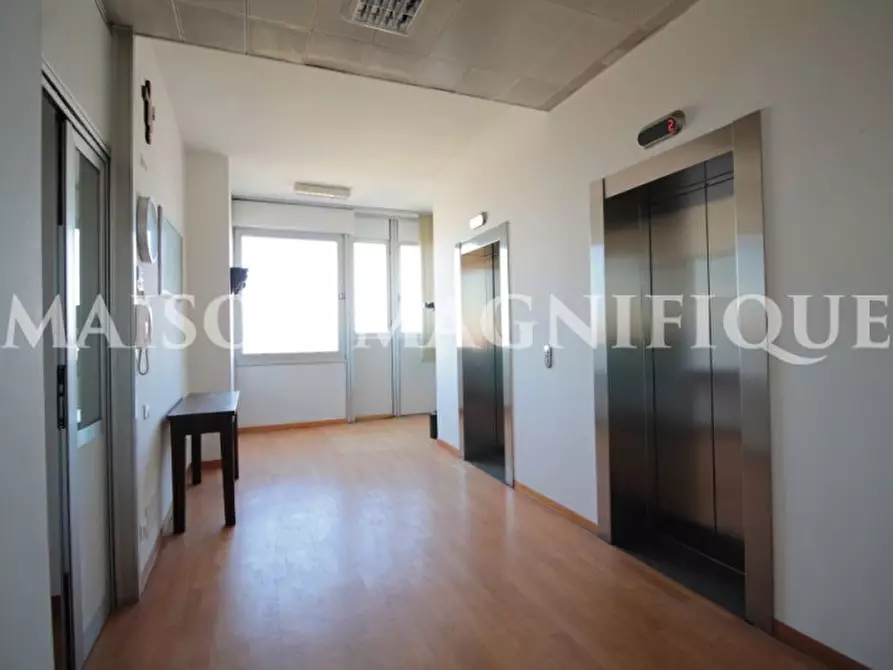 Immagine 16 di Palazzo in vendita  in Via Larga 33 a Bologna