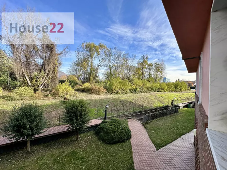 Immagine 30 di Ufficio in vendita  a Schio