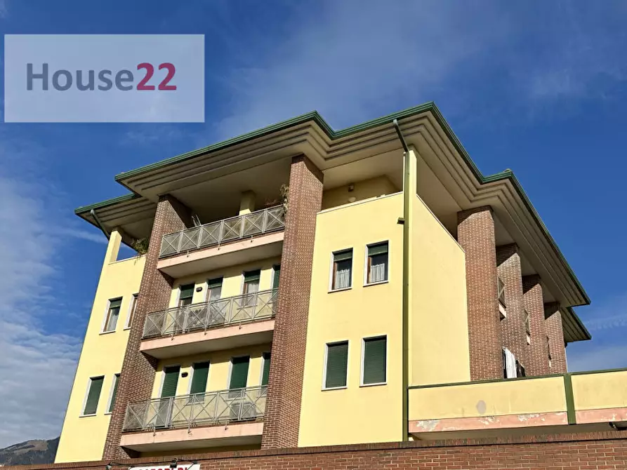 Immagine 33 di Ufficio in vendita  a Schio