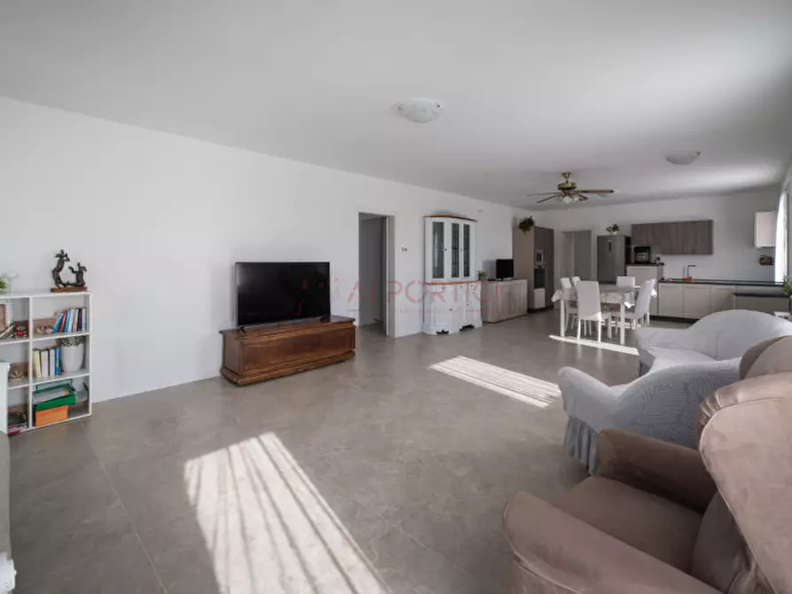 Immagine 3 di Villa in vendita  in Via Buffa a Brugine