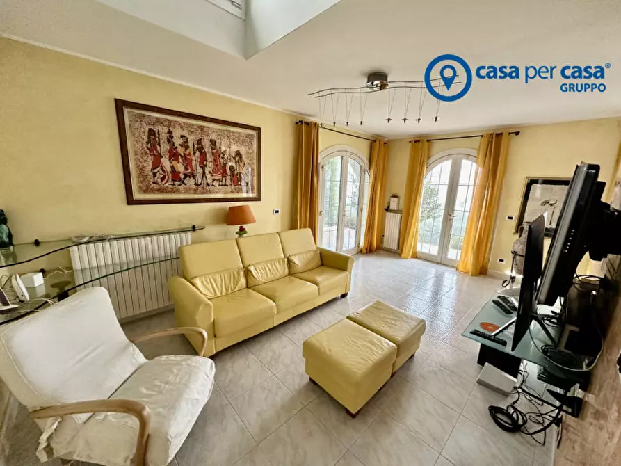 Immagine 7 di Villa in vendita  in Via Spizzenetto 151 a Giacciano Con Baruchella