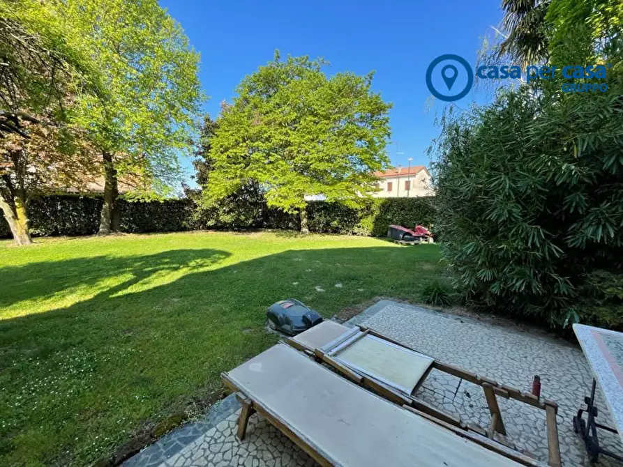 Immagine 40 di Villa in vendita  in Via Spizzenetto 151 a Giacciano Con Baruchella