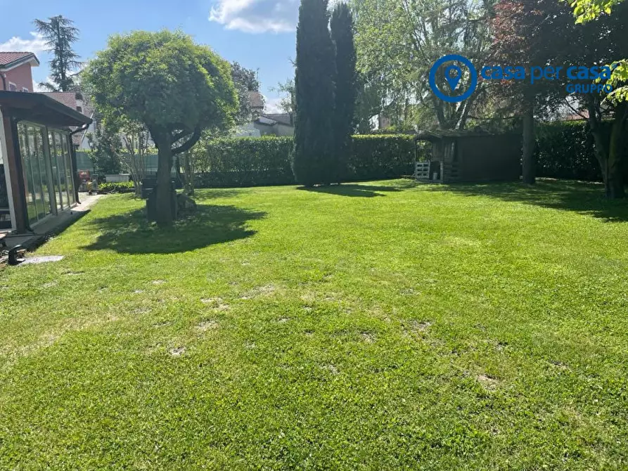 Immagine 44 di Villa in vendita  in Via Spizzenetto 151 a Giacciano Con Baruchella