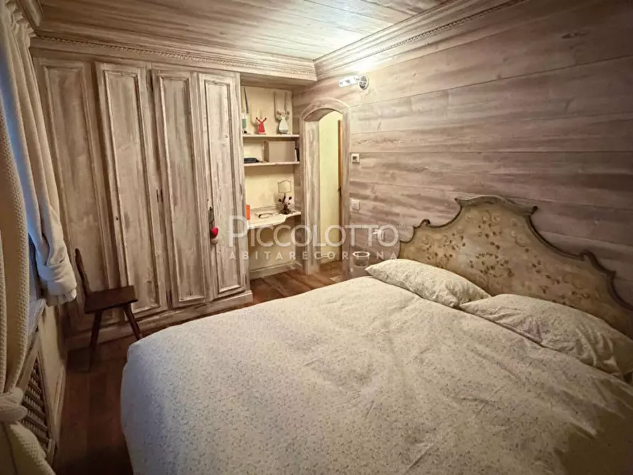 Immagine 19 di Appartamento in vendita  in località Majon a Cortina D'ampezzo