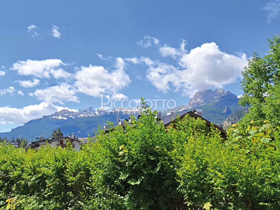 Immagine 25 di Appartamento in vendita  in località Majon a Cortina D'ampezzo