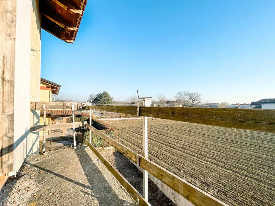 Immagine 22 di Casa bifamiliare in vendita  in via Papa Giovanni a Cavaglio D'agogna