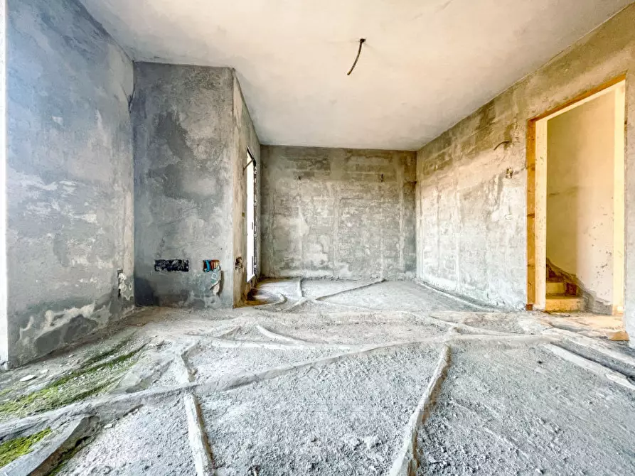 Immagine 3 di Casa bifamiliare in vendita  in via Papa Giovanni a Cavaglio D'agogna