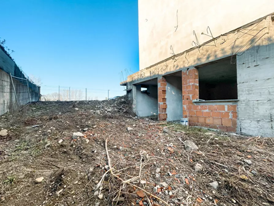 Immagine 21 di Casa bifamiliare in vendita  in via Papa Giovanni a Cavaglio D'agogna