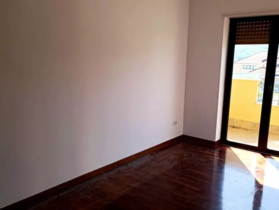 Immagine 2 di Ufficio in vendita  in via stella a Broccostella