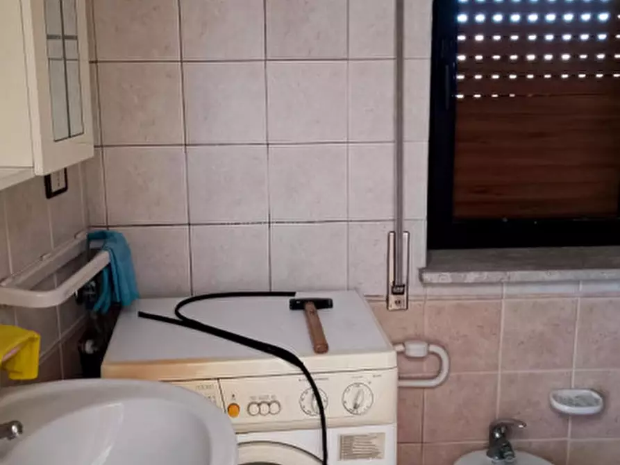 Immagine 5 di Ufficio in vendita  in via stella a Broccostella