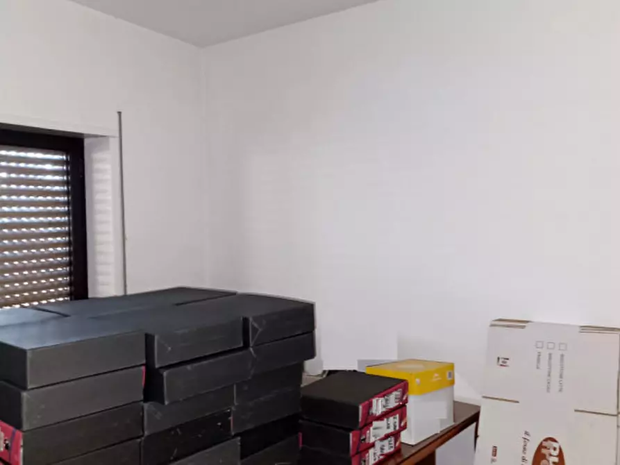 Immagine 6 di Ufficio in vendita  in via stella a Broccostella