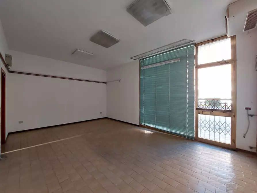 Immagine 21 di Appartamento in vendita  a Piacenza D'adige