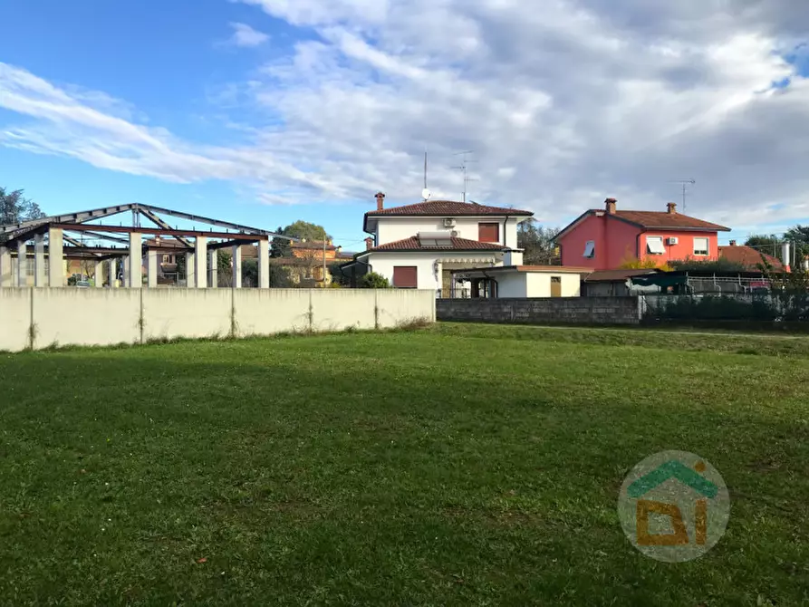 Immagine 6 di Terreno in vendita  in via papalina a Gradisca D'isonzo