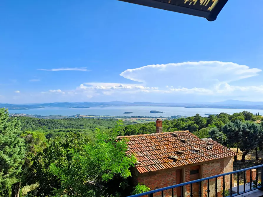 Immagine 1 di Villetta a schiera in vendita  a Lisciano Niccone