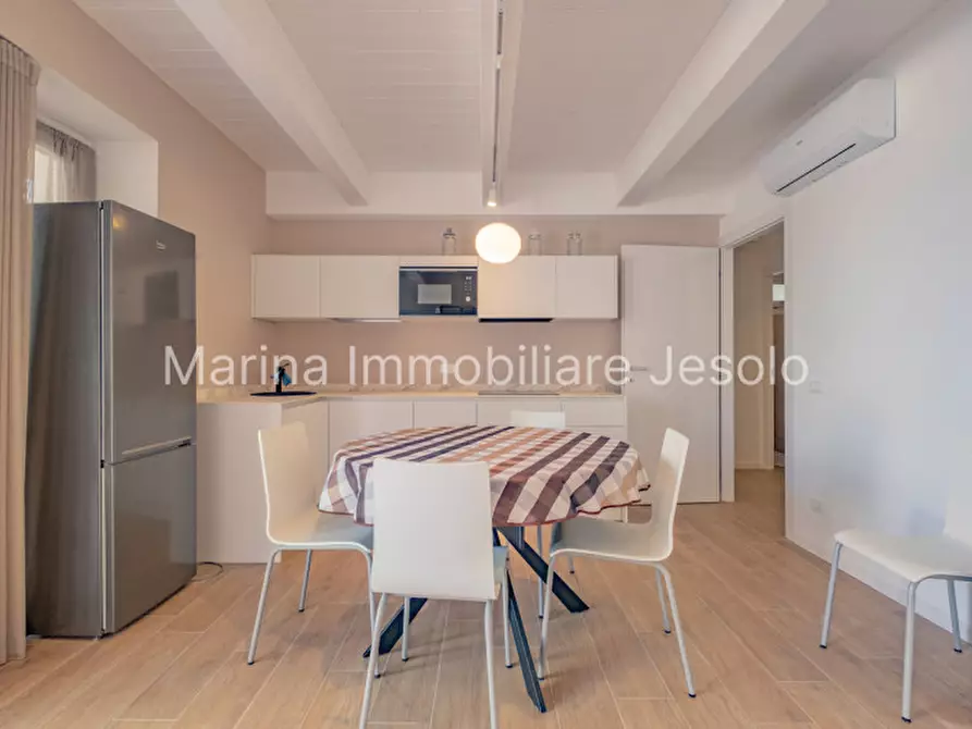 Immagine 4 di Appartamento in vendita  in via Rovigo a Jesolo