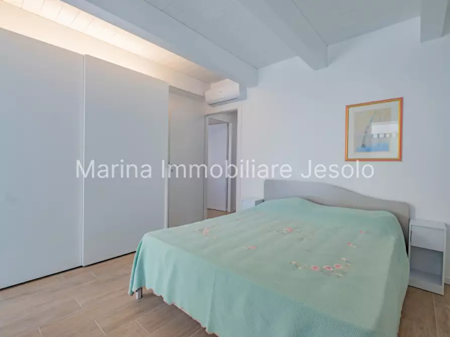Immagine 7 di Appartamento in vendita  in via Rovigo a Jesolo