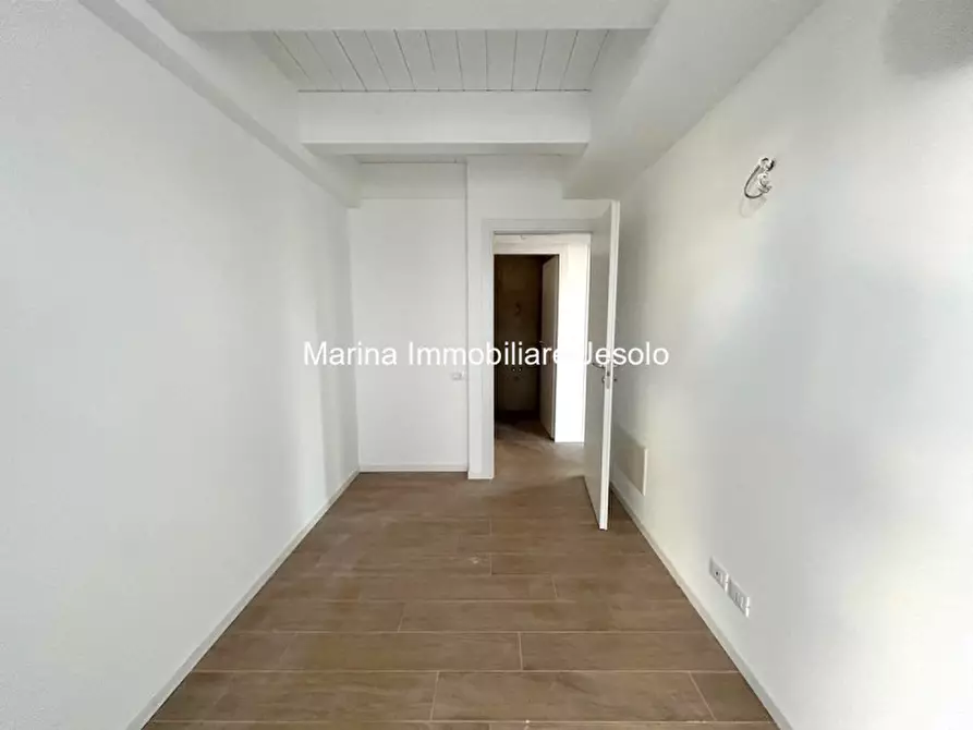 Immagine 10 di Appartamento in vendita  in via Rovigo a Jesolo