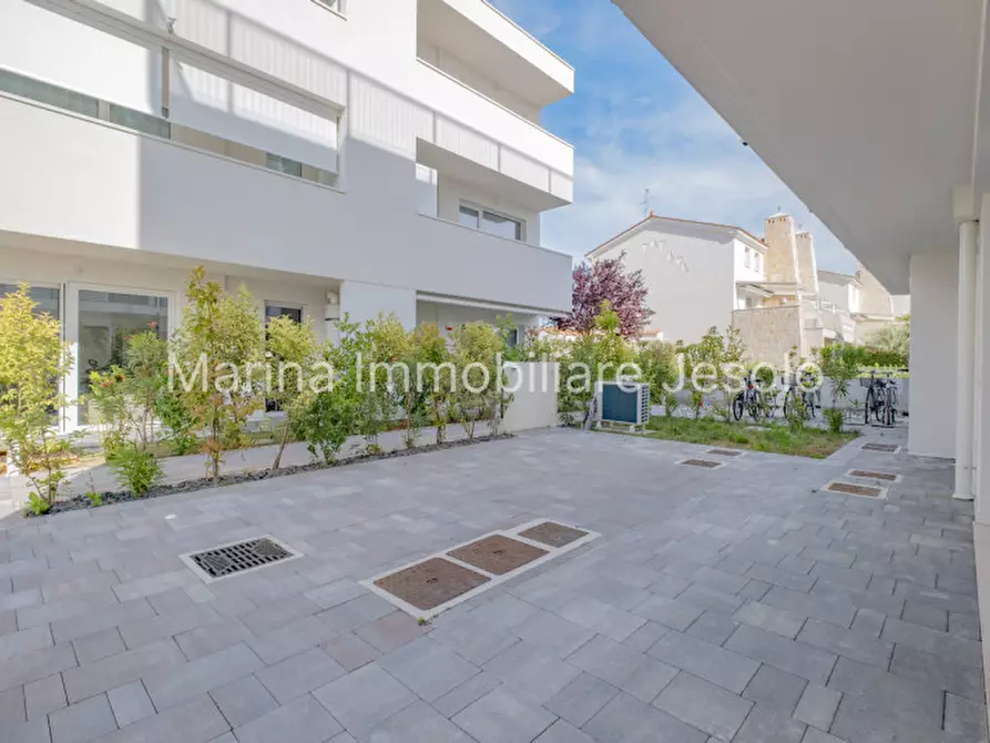 Immagine 18 di Appartamento in vendita  in via Rovigo a Jesolo