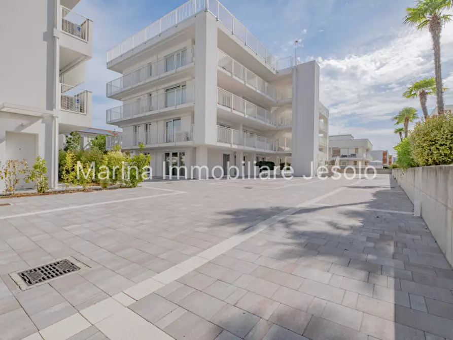 Immagine 25 di Appartamento in vendita  in via Rovigo a Jesolo