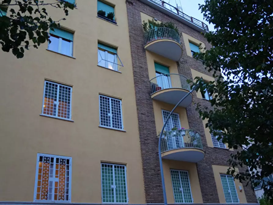 Immagine 1 di Appartamento in vendita  in viale tito livio a Roma