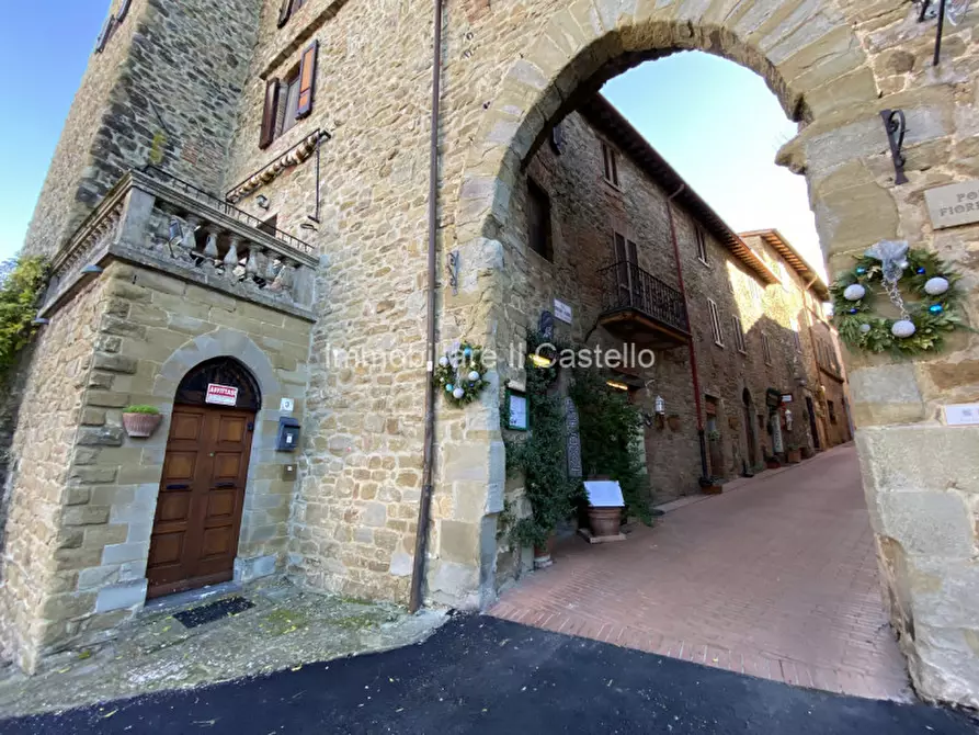 Immagine 1 di Attività commerciale in vendita  in Porta Fiorentina a Paciano