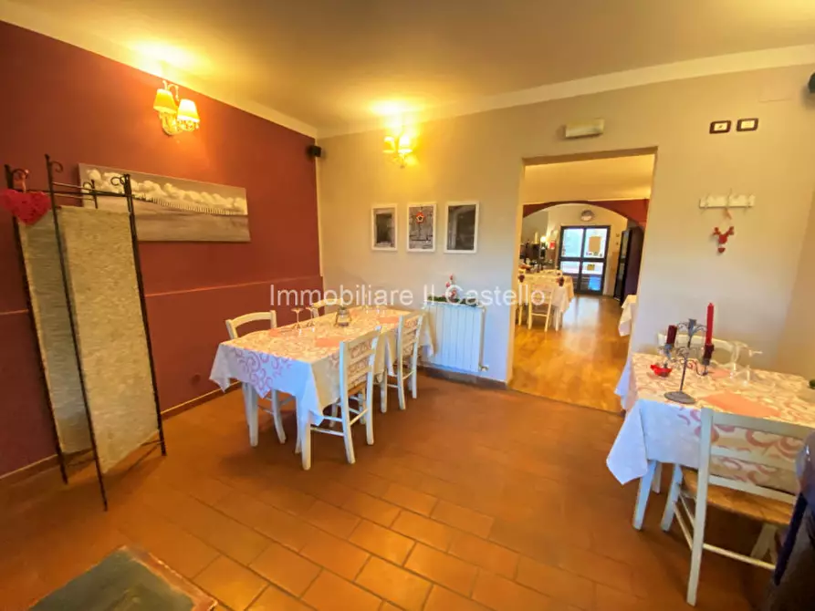 Immagine 10 di Attività commerciale in vendita  in Porta Fiorentina a Paciano