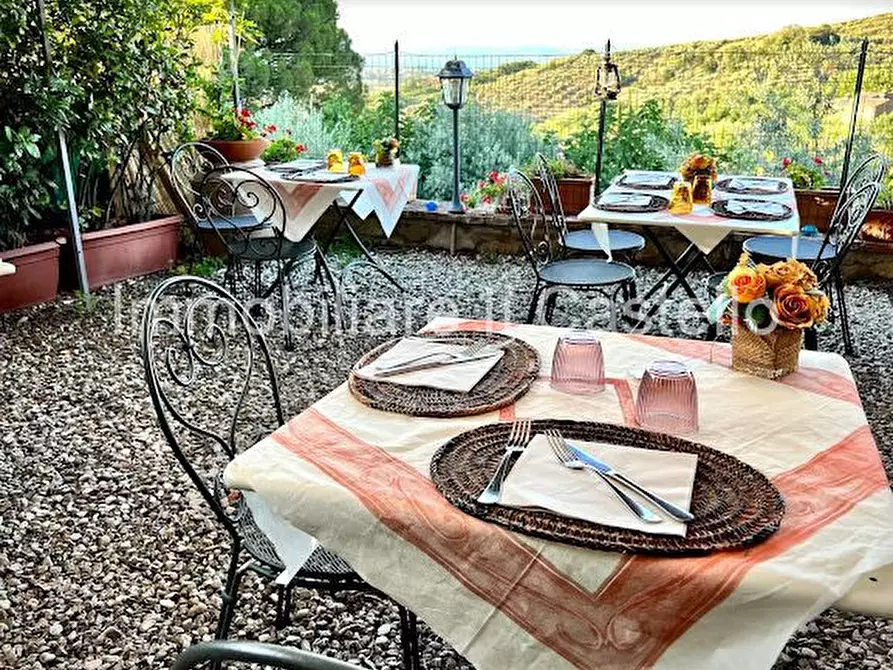 Immagine 13 di Attività commerciale in vendita  in Porta Fiorentina a Paciano