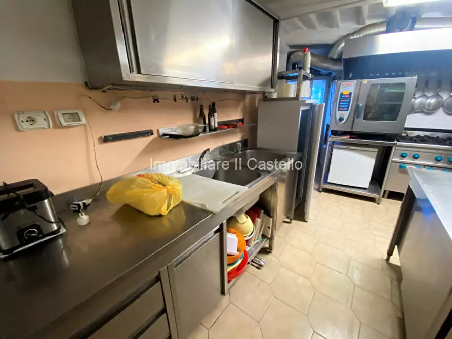 Immagine 17 di Attività commerciale in vendita  in Porta Fiorentina a Paciano