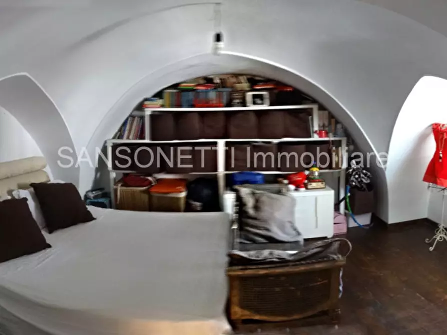 Immagine 43 di Palazzo in vendita  in MYCAT a Fasano