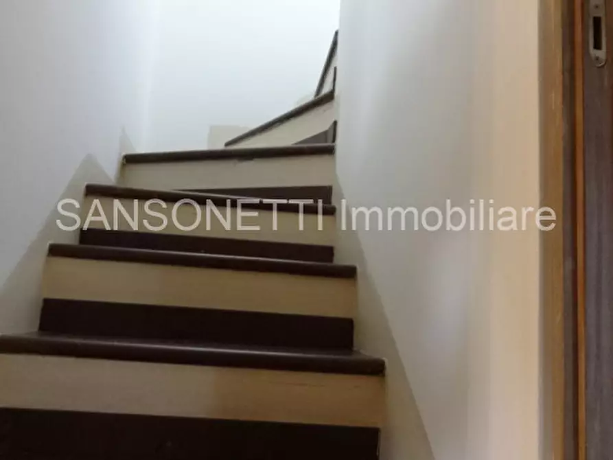 Immagine 45 di Palazzo in vendita  in MYCAT a Fasano